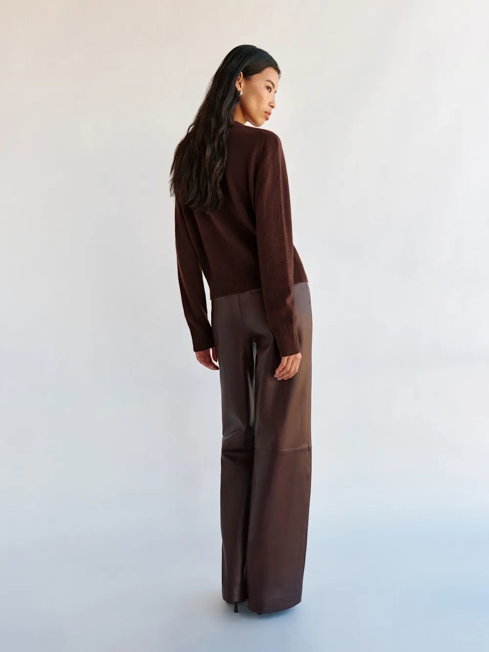 Reformation Nikki Cashmere Crew Brown - Size M - Picture 4 of 4